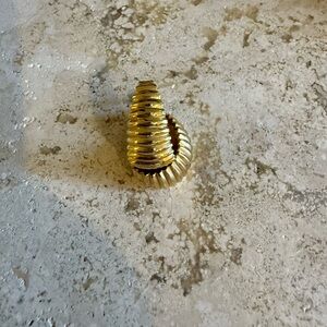 Gold Spiral Ring
